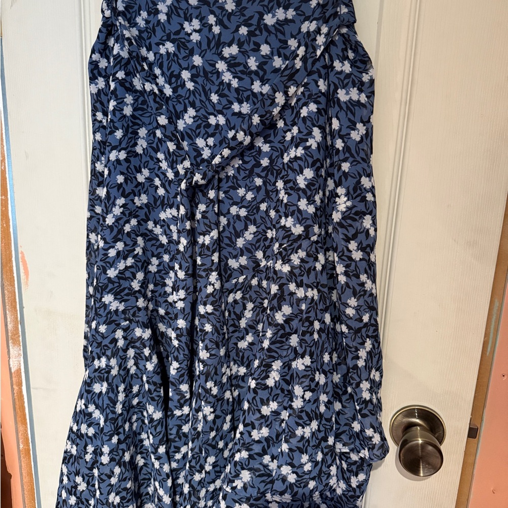 Ann Taylor Navy Floral Maxi Skirt